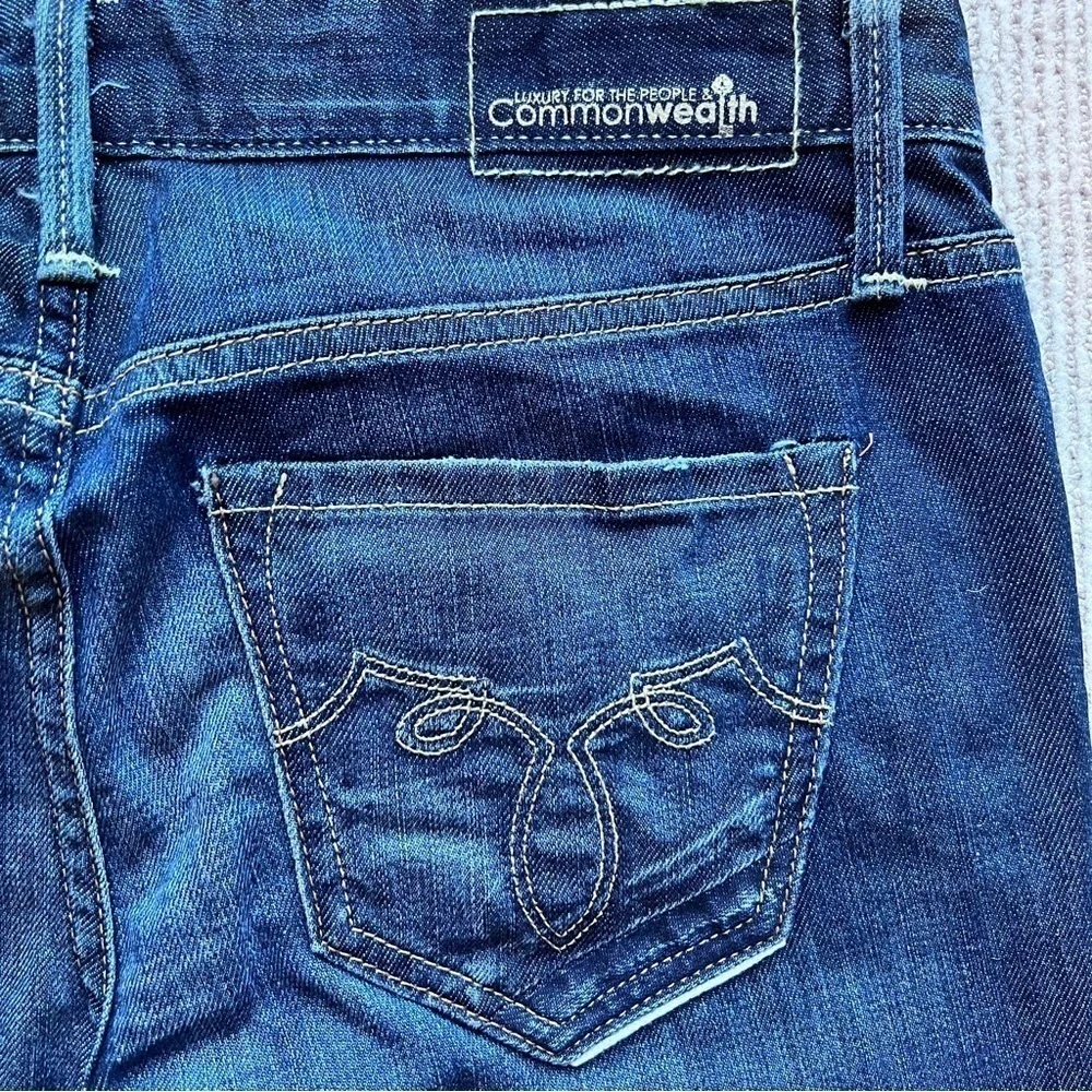Commonwealth Luxury FTP Low Rise Bootcut Jeans Lindey no distressing 26